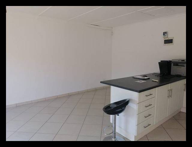 3 BEDROOM HOUSE FOR SALE IN VELD EN VLEI